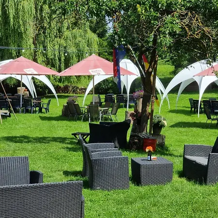 Πανσιόν Zum Wilhelm *